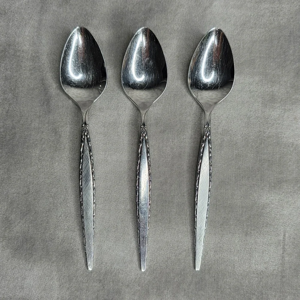 Oneida VENETIA Community Stainless Steel 6 1/8